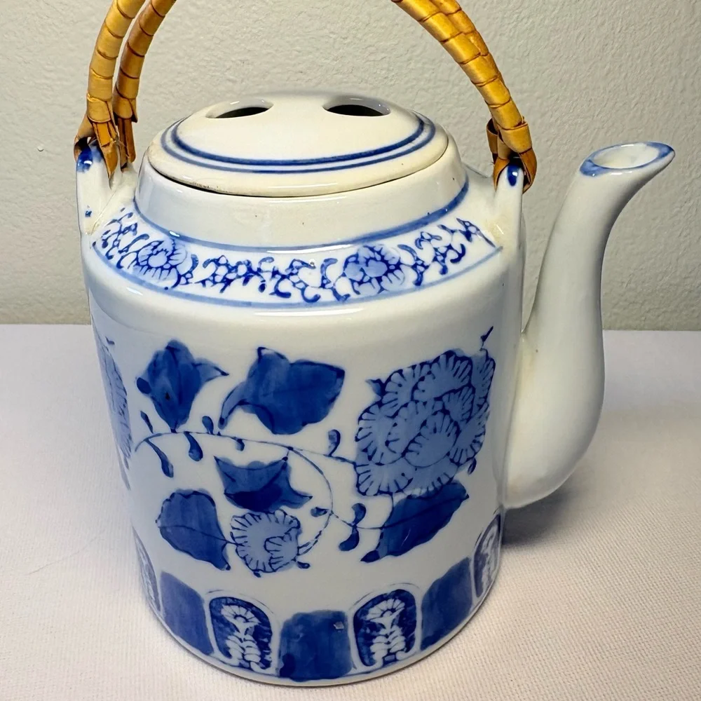 Vintage Ceramic Tea Pot with Double Handle Made in China 5.5 Inches Tall
